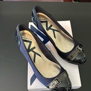 Anne Klein Sport Navy Wedge comfort heals.  size 7